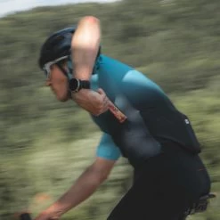 Pack X20 Barres Nutritionnelles Cerise-Amande-Hibiscus -Activités De Plein Air pack x20 barres nutritionnelles cerise amande hibiscus 4