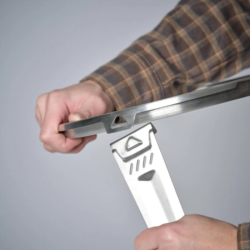 Plancha Poele Cuisson Sur Feu Trépied 30 Cm Bushcraft Acier Inoxydable 4 Plancha Poele Cuisson Sur Feu Trépied 30 Cm Bushcraft Acier Inoxydable – Image 2