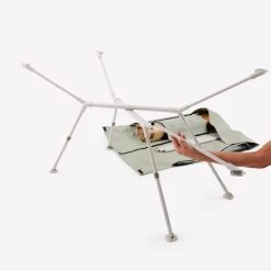 Quechua TABLE DE CAMPING COMPACTE 4/6 PERSONNES - PLATEAU BOIS - POCHE DE RANGEMENT -Activités De Plein Air table de camping compacte 46 personnes plateau bois poche de rangement 5